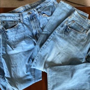 2 pair American Eagle jeans - relaxed - 34x34